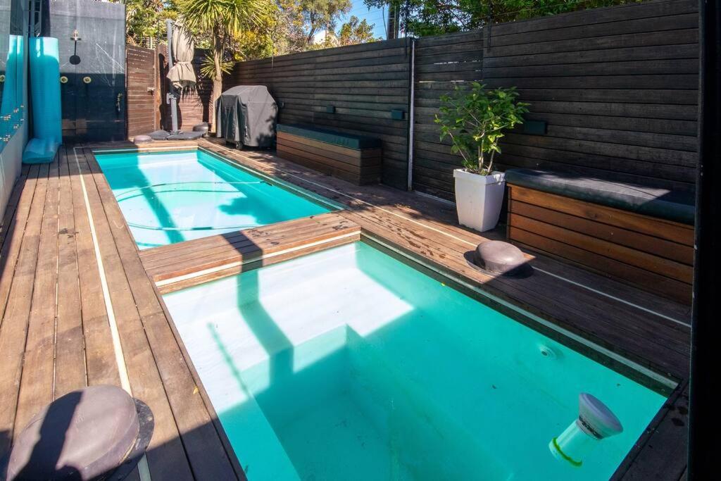 Sunny Sea Point Holiday home *